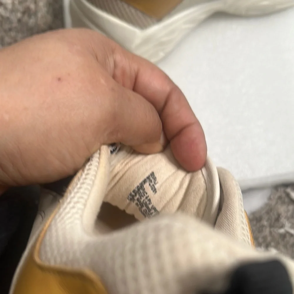 Steve Madden Stylish pink size 9Sneakers in Tan and Yellow - Picture 8 of 8